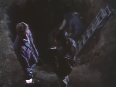 The_Dark_mp42142.jpg