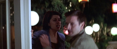 Scream_2_mp42401.jpg