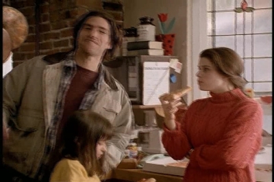 Party_of_Five_1x01_avi0147.jpg