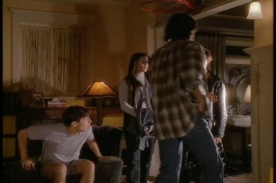 Party_of_Five_1x06_avi7103.jpg