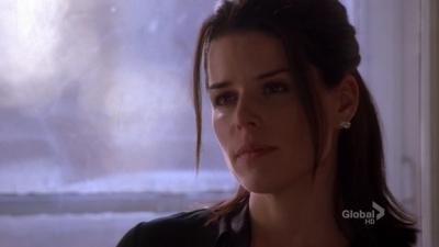 The_Philanthropist_S01E03_avi6482.jpg