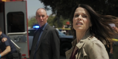The_Lincoln_Lawyer_S01E04_mp42172.jpg