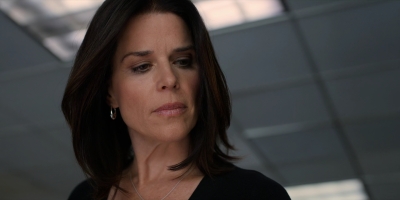 The_Lincoln_Lawyer_S02E01_mkv0204.jpg